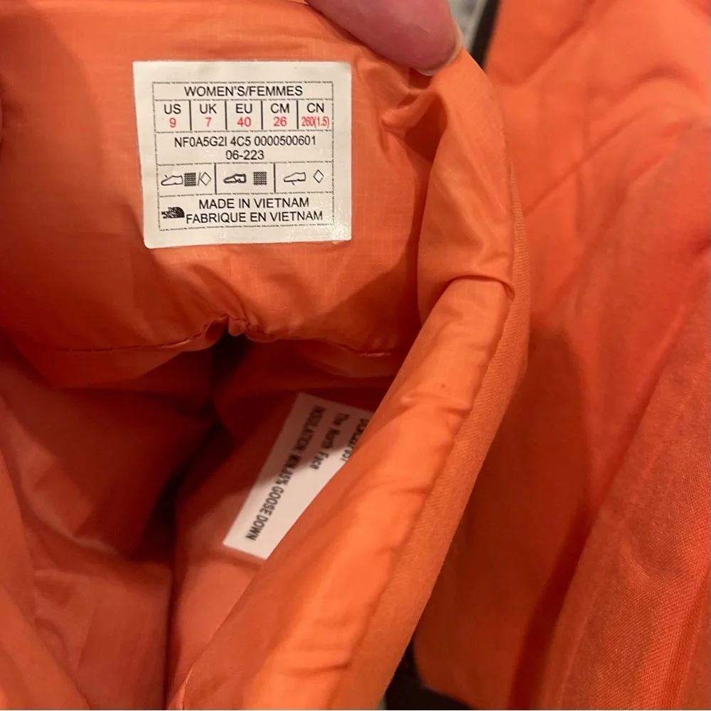 The North Face Nuptse II Waterproof Boots 700-fill Down Insulation Bright Orange